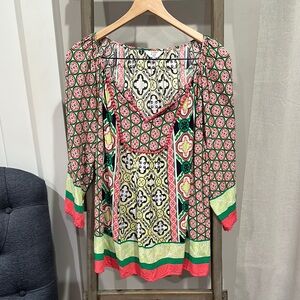 Crown & Ivy Multicolor Geometric Blouse